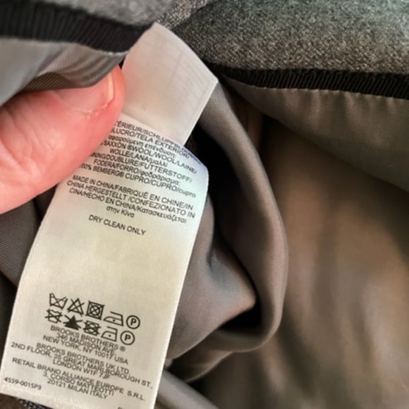 ** host pick** Brooks Brothers Women's Two-Piece Suit, 12 - Picture 12 of 12